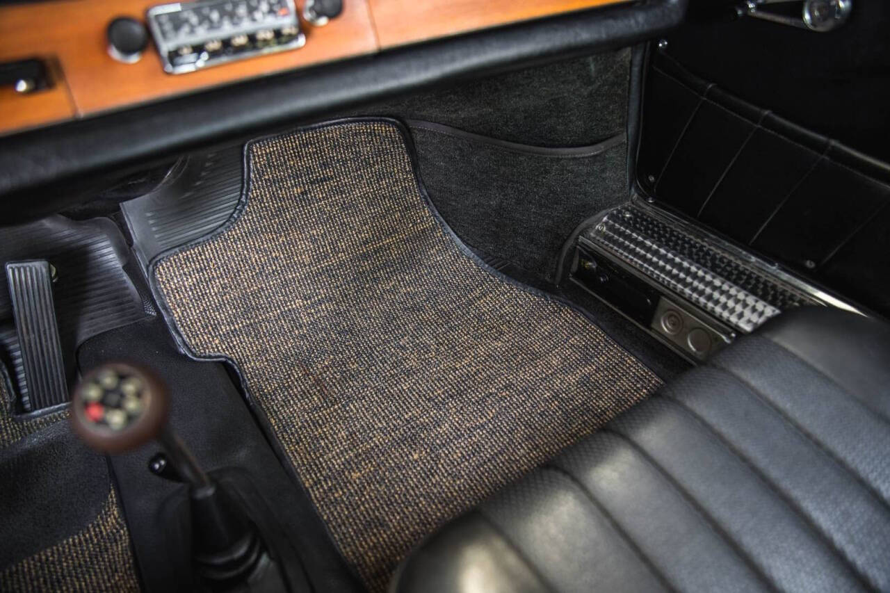 1966 Porsche 911 27