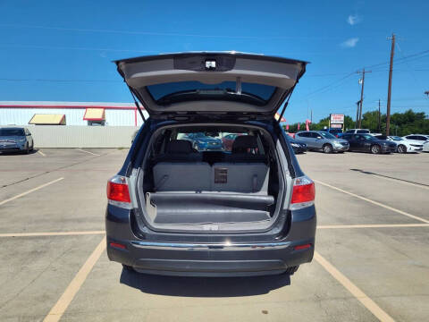2013 Toyota Highlander Plus