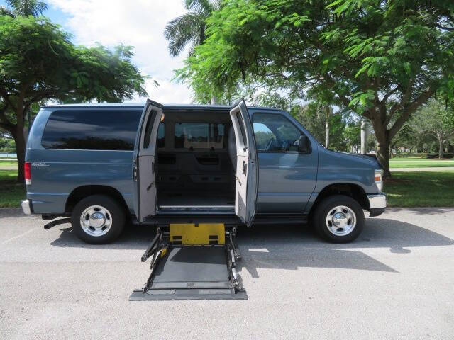 2013 Ford E-Series E-150 XLT