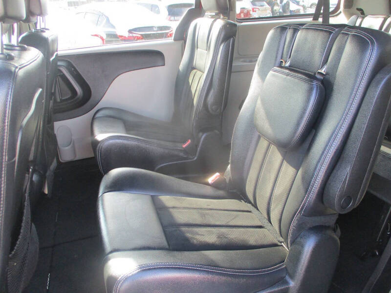 2017 Dodge Grand Caravan SXT