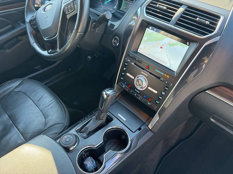 2017 Ford Explorer Limited