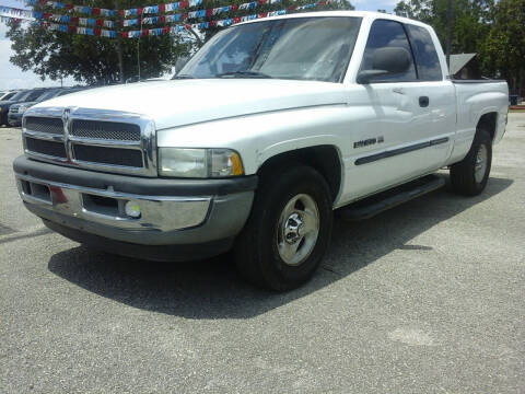 2001 Dodge Ram Pickup 1500 for sale at John 3:16 Motors in San Antonio TX