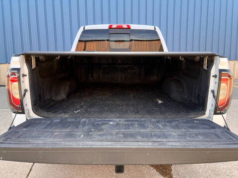 2017 GMC Sierra 1500 SLT
