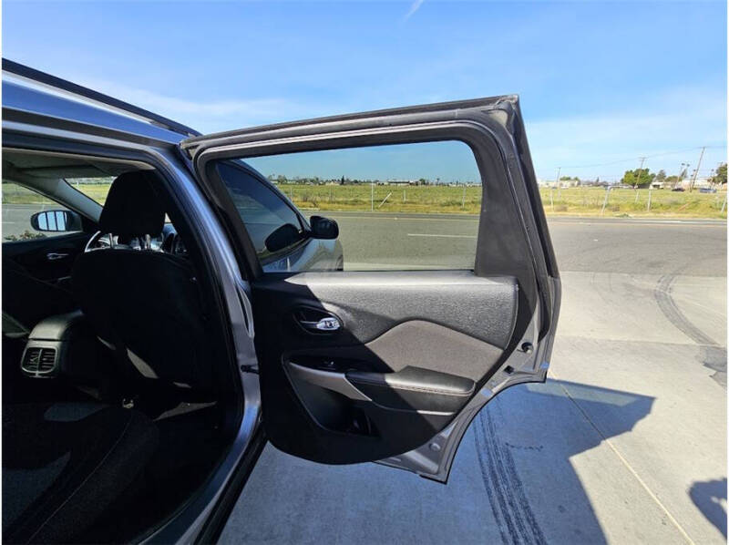 2018 Jeep Cherokee Latitude