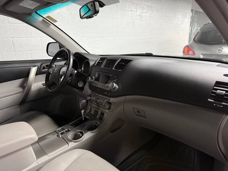 2012 Toyota Highlander