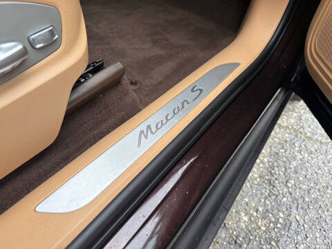 2016 Porsche Macan S