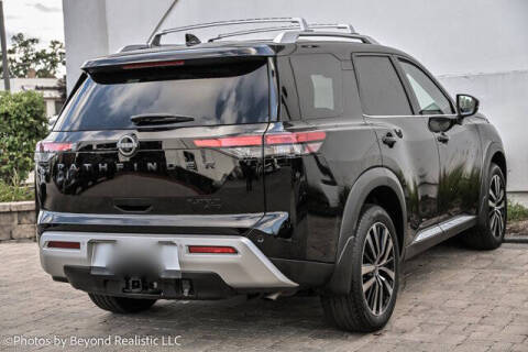2025 Nissan Pathfinder Platinum