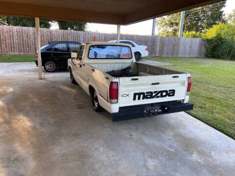 1984 Mazda B2000