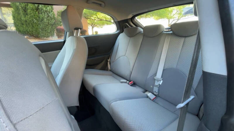 2011 Hyundai Accent SE