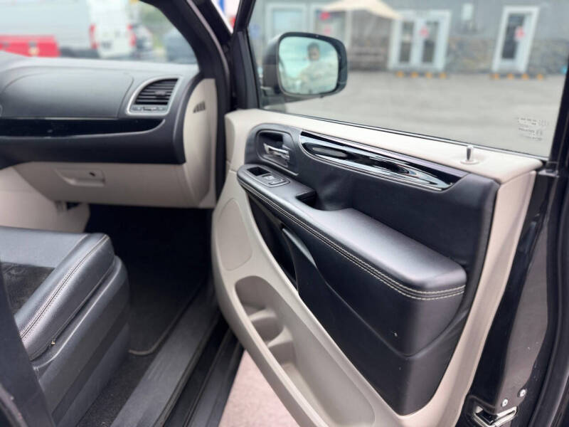 2017 Dodge Grand Caravan SXT