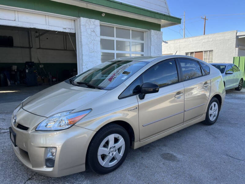2010 Toyota Prius for sale at Auto Outlet Inc. in Houston TX