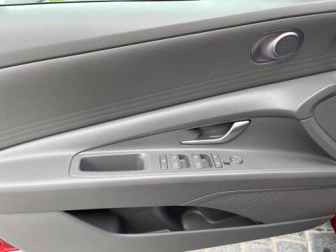 2024 Hyundai Elantra Hybrid Blue