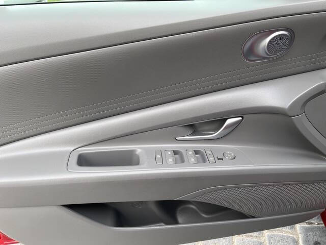 2024 Hyundai Elantra Hybrid Blue