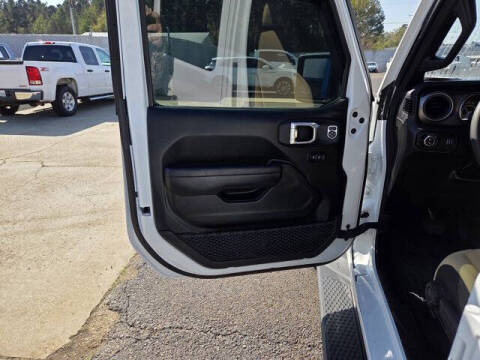 2023 Jeep Gladiator Sport S