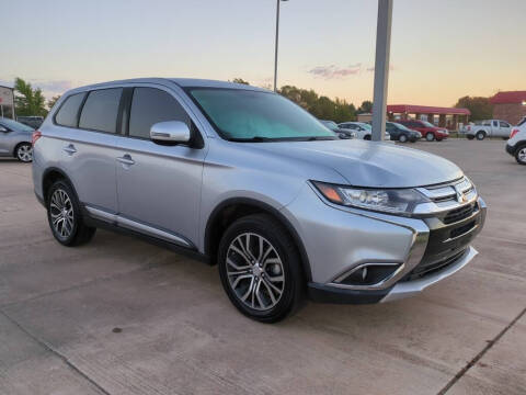 2017 Mitsubishi Outlander for sale at Seth Wadley Chevy Perry in Perry OK