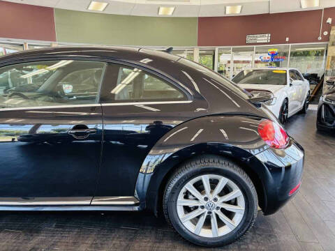 2019 Volkswagen Beetle 2.0T SE