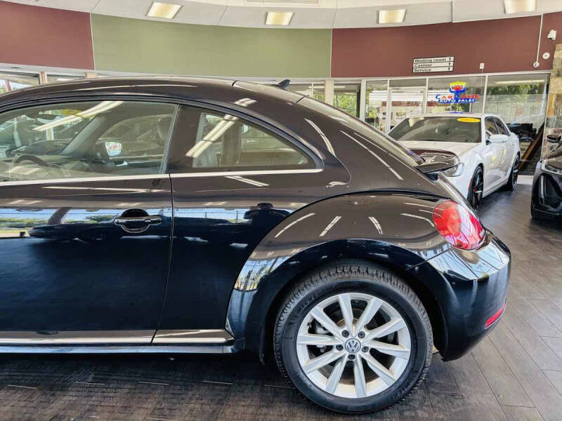 2019 Volkswagen Beetle 2.0T SE