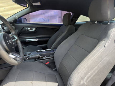 2015 Ford Mustang V6