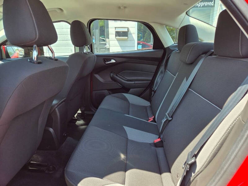 2012 Ford Focus SE