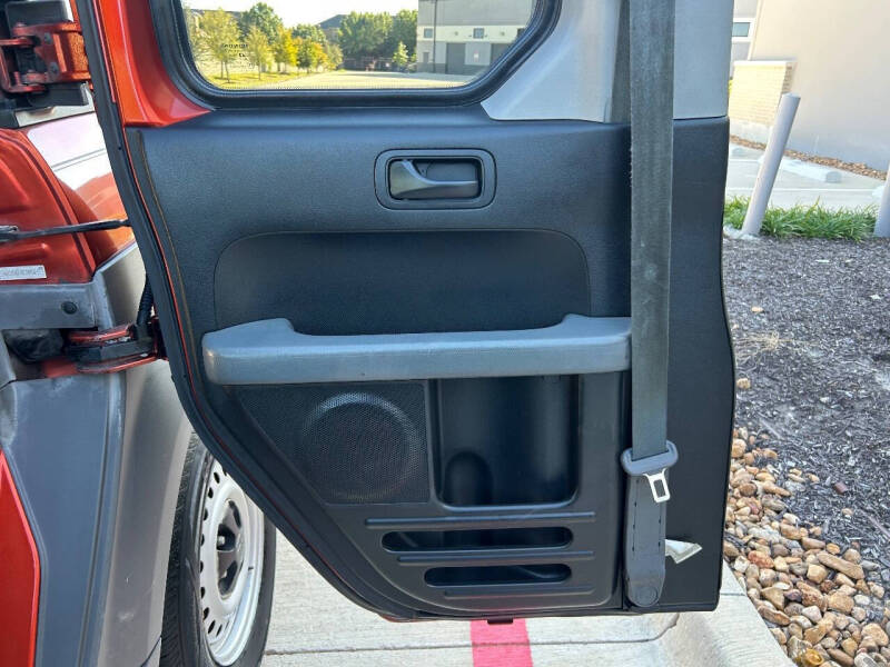 2004 Honda Element LX