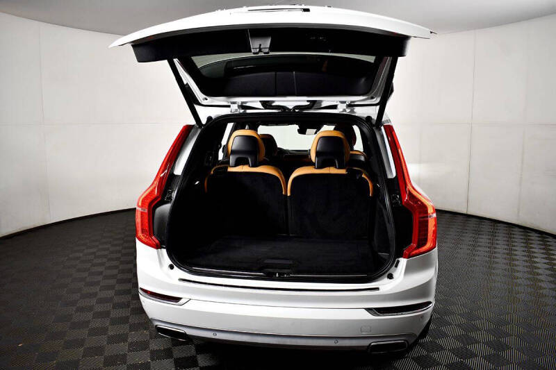 2018 Volvo XC90 T6 Inscription