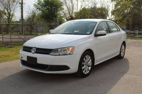 2013 Volkswagen Jetta for sale at ROADSTERS AUTO in Houston TX