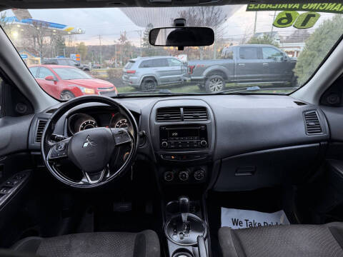 2016 Mitsubishi Outlander Sport ES