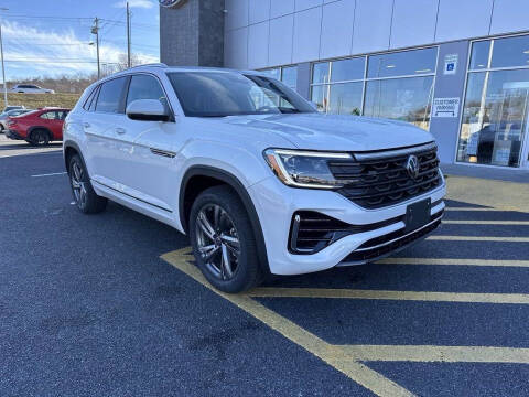 2024 Volkswagen Atlas Cross Sport for sale at WALLACE IMPORTS OF JOHNSON CITY in Johnson City TN