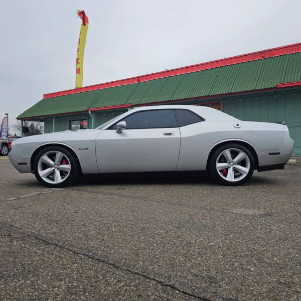 2009 Dodge Challenger SRT8
