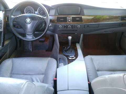 2007 BMW 5 Series 525i