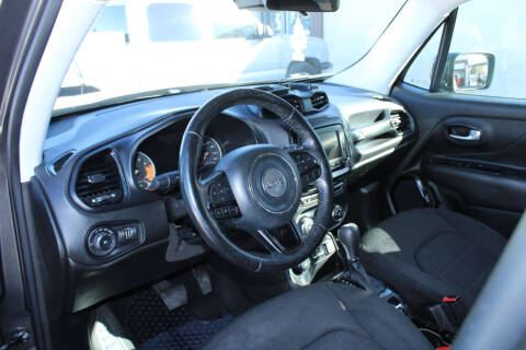 2017 Jeep Renegade Altitude