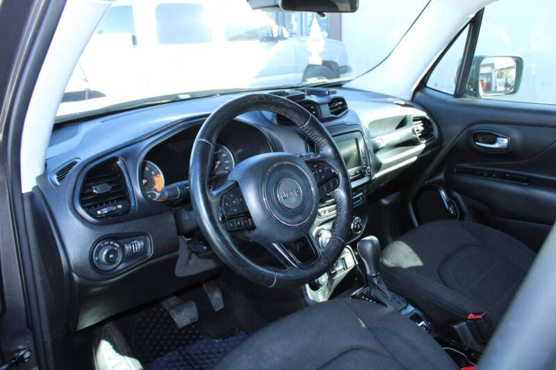 2017 Jeep Renegade Altitude