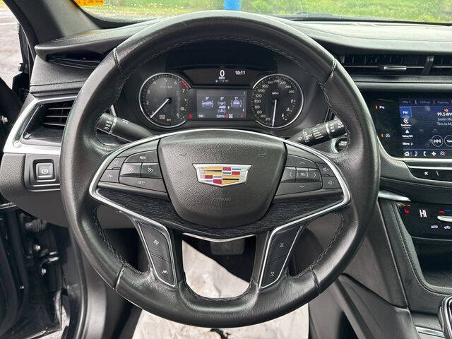 2022 Cadillac XT5 Premium Luxury