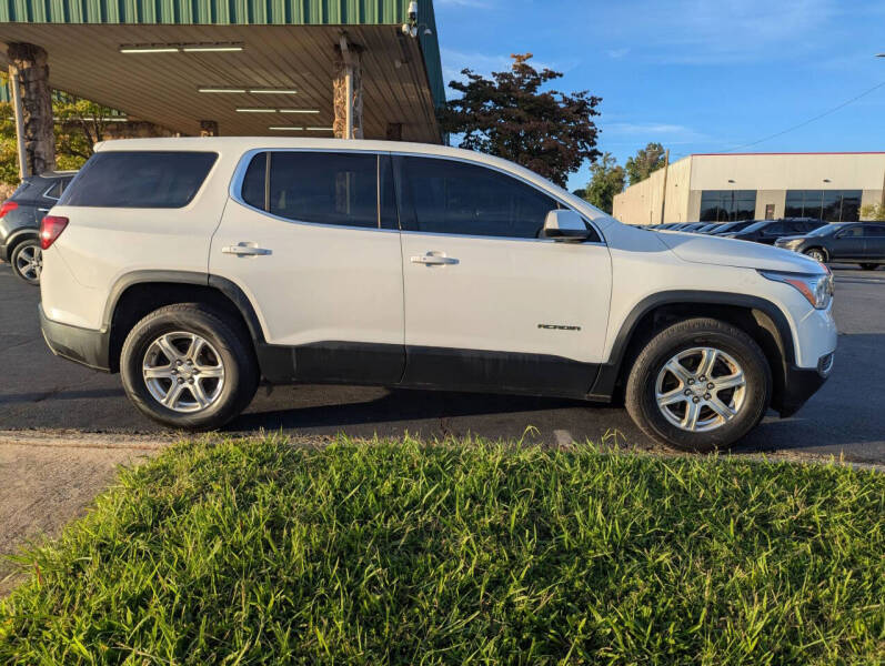 2017 GMC Acadia SLE-1