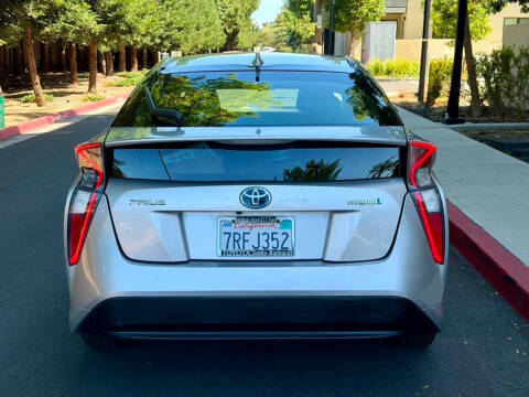 2016 Toyota Prius Two