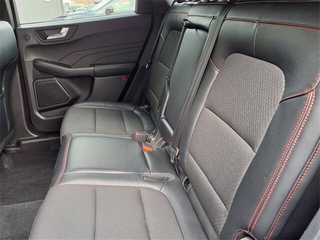 2023 Ford Escape ST-Line Select