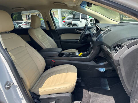2020 Ford Edge SEL