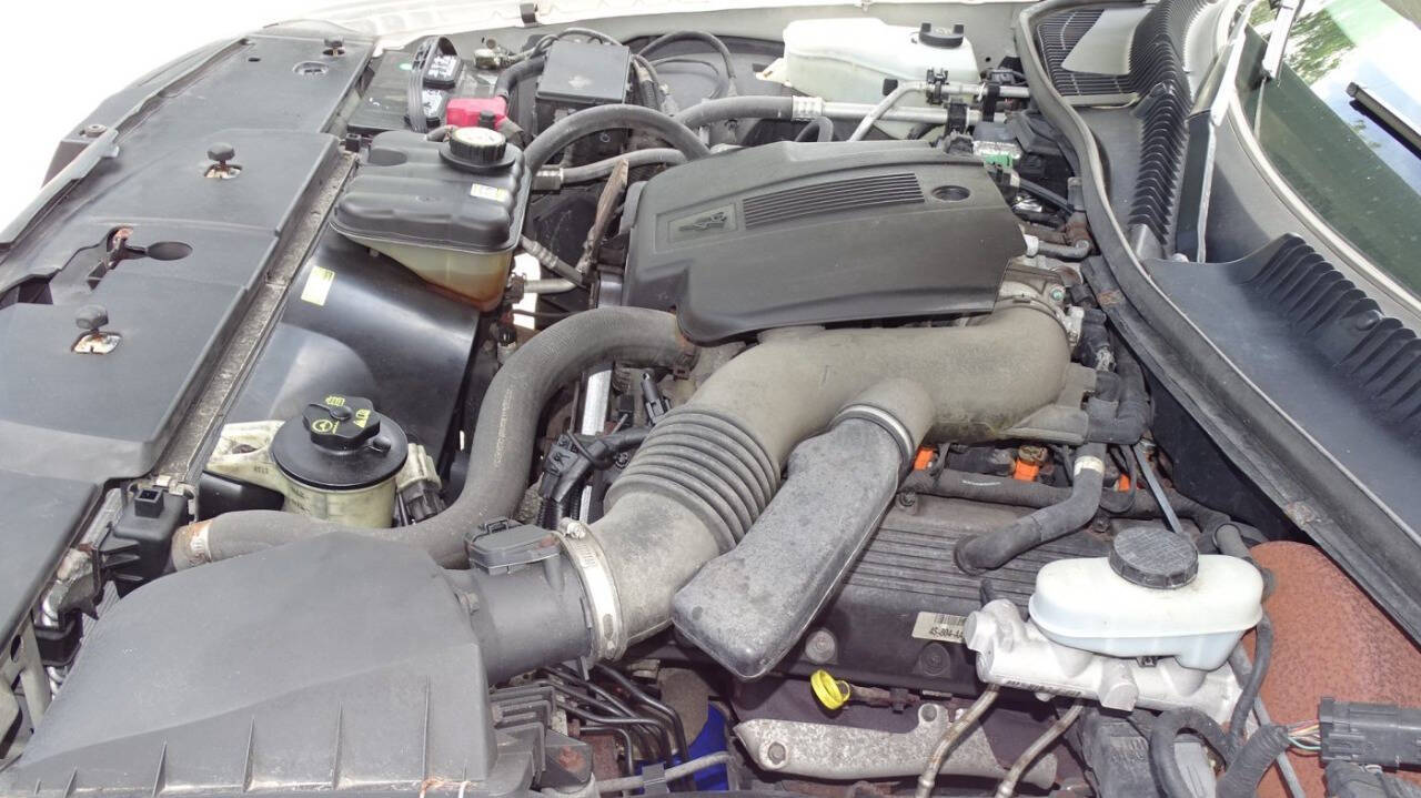 2004 Lincoln Town Car 41
