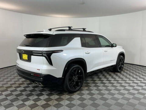 2025 Chevrolet Traverse RS