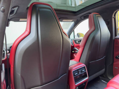 2020 Porsche Cayenne Turbo