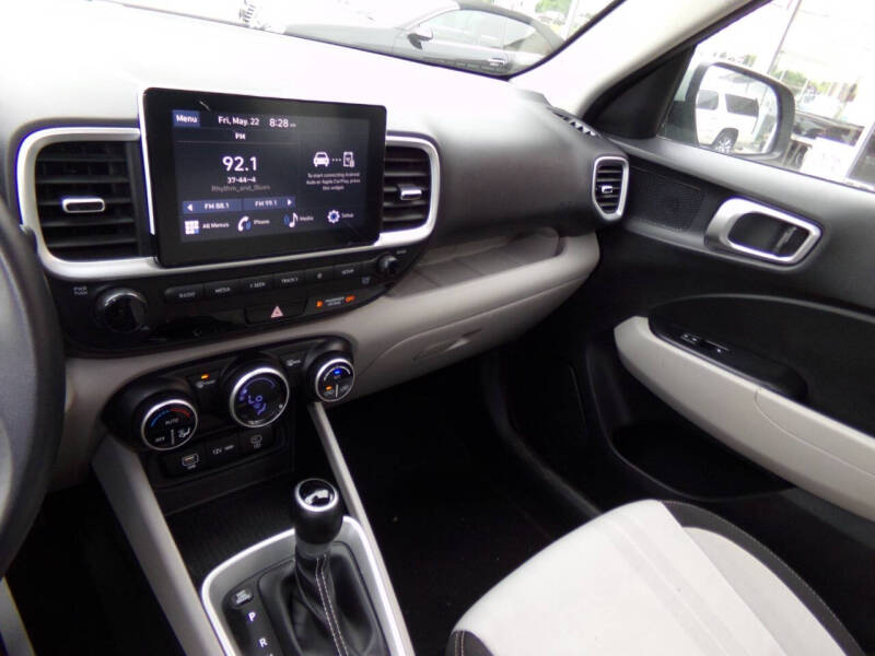 2025 Hyundai Venue SEL
