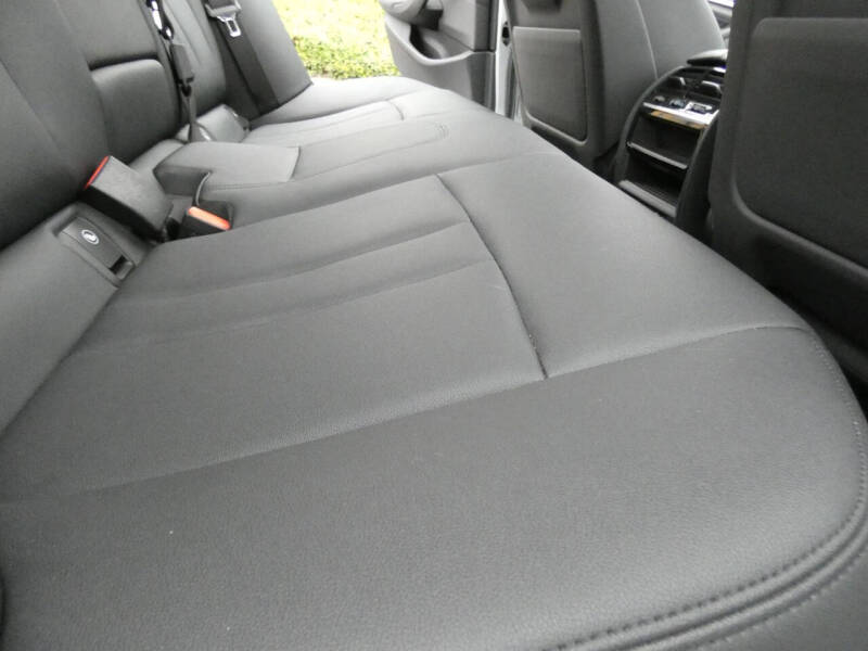 2019 BMW 5 Series 530i