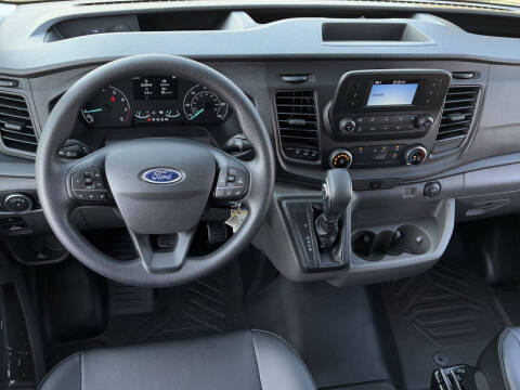 2025 Ford Transit 250