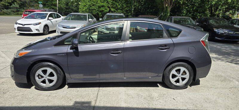 2013 Toyota Prius Three