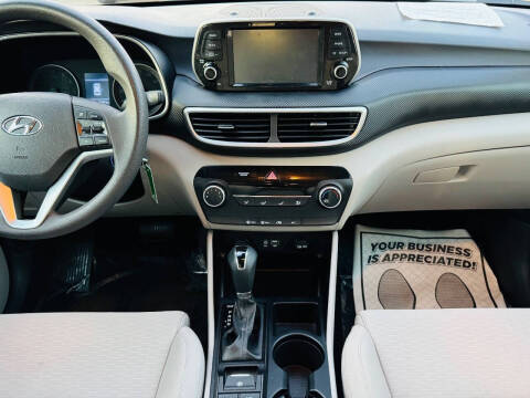 2020 Hyundai Tucson SE