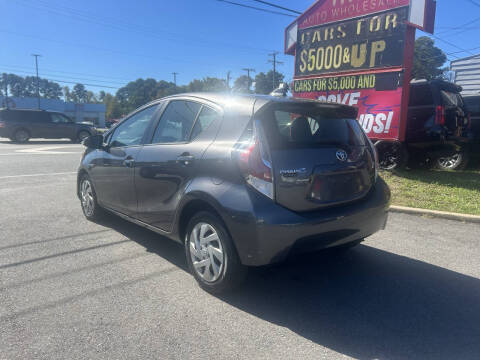 2015 Toyota Prius c Two