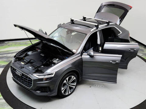 2019 Audi Q8 quattro Premium Plus 55 TFSI