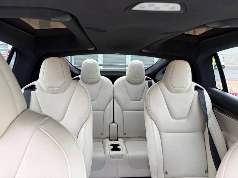 2023 Tesla Model X Standard Range