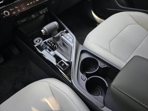 2025 Kia Niro EX