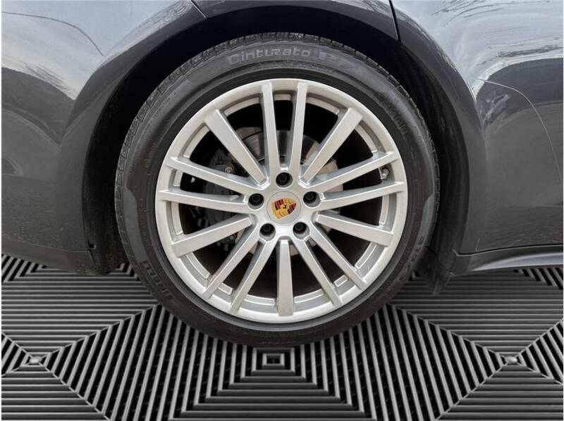 2017 Porsche Panamera 4S